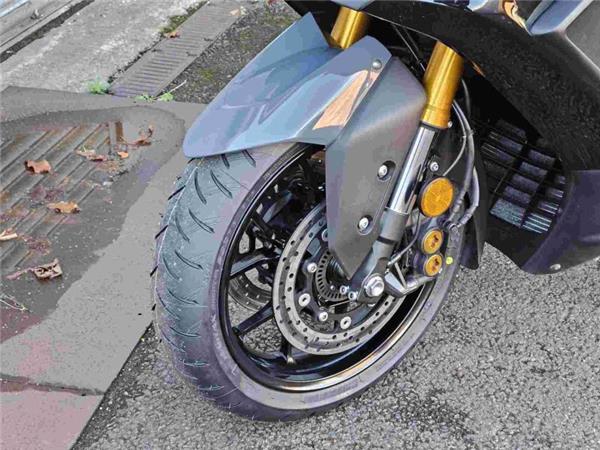 2022 Yamaha TMAX Tech MAX (XP560D) Grey