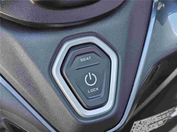 2022 Yamaha TMAX Tech MAX (XP560D) Grey