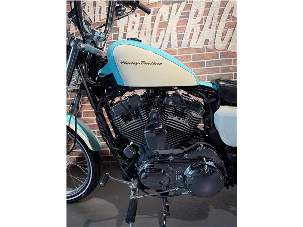 2012 harley-davidson XL 1200 V Seventy Two