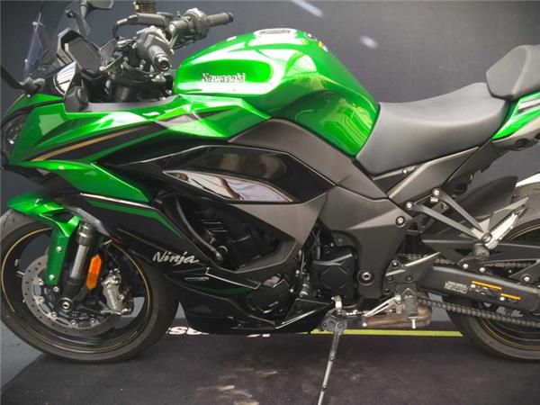 2025 Kawasaki NINJA 1100SX SE GREEN & BLACK