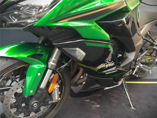 2025 Kawasaki NINJA 1100SX SE GREEN & BLACK