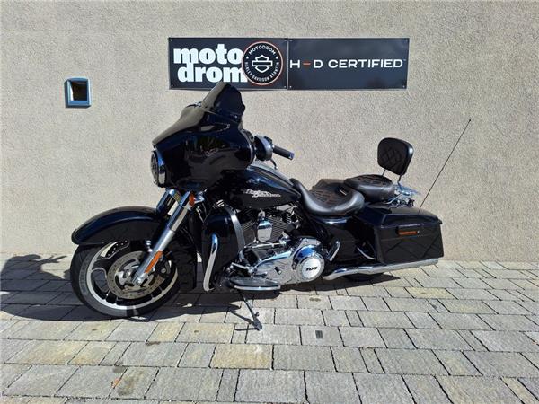 2011 Harley-Davidson Street Glide FLHX