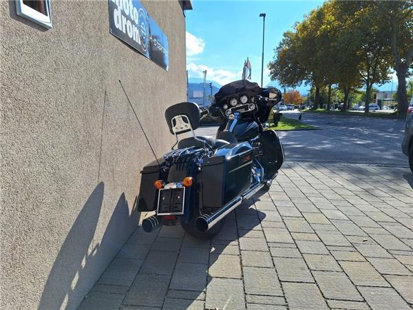 2011 Harley-Davidson Street Glide FLHX