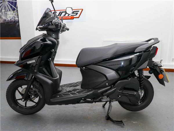 2024 Yamaha RayZR