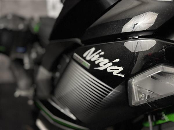 2024 Kawasaki Ninja 1000SX