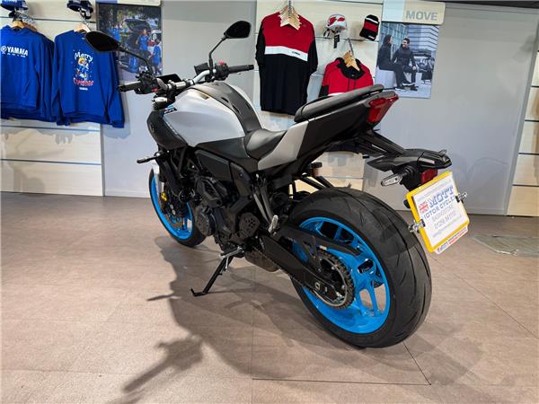 2025 YAMAHA MT-07 Y-AMT