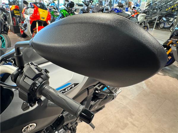 2025 YAMAHA MT-07 Y-AMT