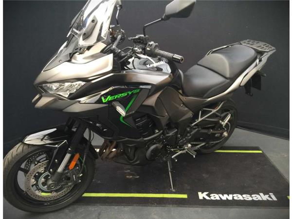 2025 Kawasaki VERSYS 1100 GREY