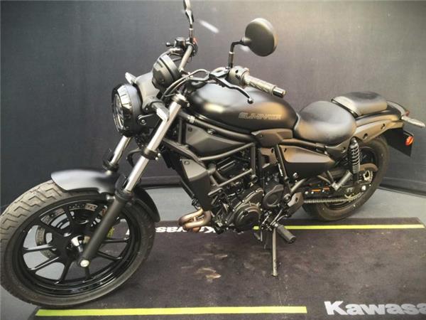 New Kawasaki ELIMINATOR 500 METALLIC BLACK