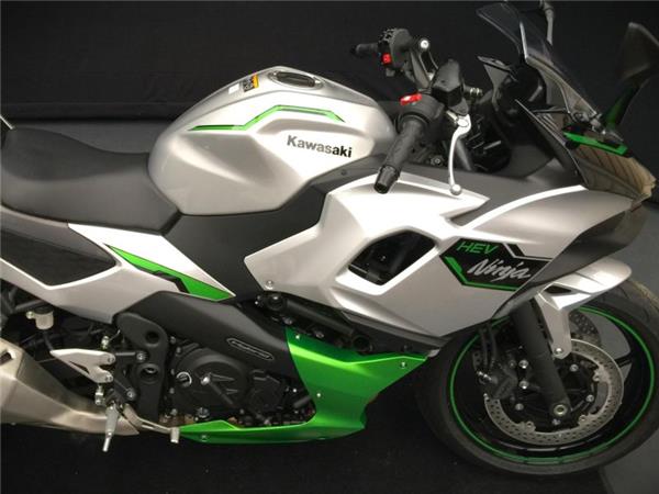 2025 Kawasaki NINJA 7 HYBRID WHITE SILVER