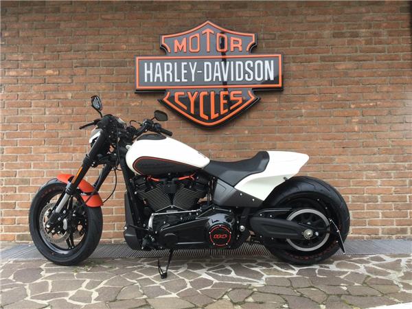 Harley-Davidson Softail FXDRS