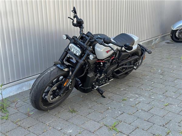 48X Special Sportster S 