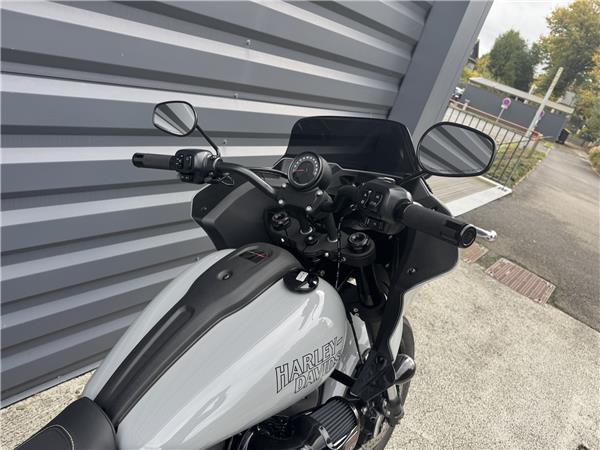 2025 HARLEY-DAVIDSON LOW RIDER