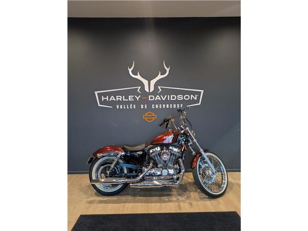 2012 HARLEY-DAVIDSON SEVENTY TWO