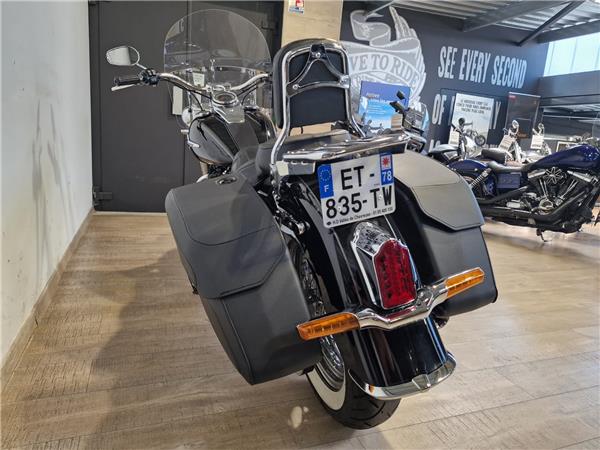 2018 HARLEY-DAVIDSON DELUXE