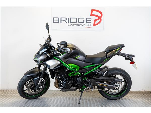 2025 KAWASAKI Z900