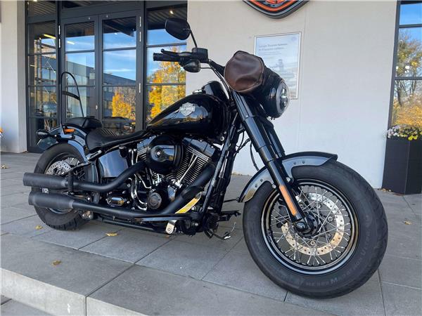 FLSS Softail Slim S mit KessTech Auspuff