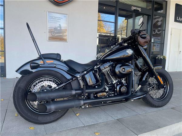 FLSS Softail Slim S mit KessTech Auspuff