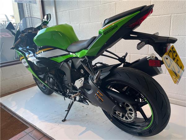 2025 Kawasaki Ninja ZX-6R