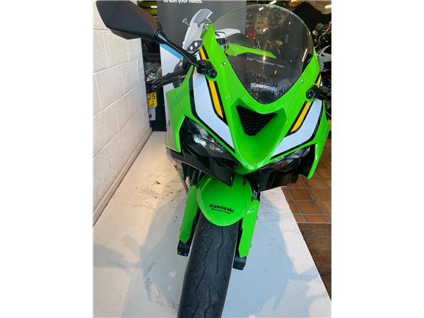 2025 Kawasaki Ninja ZX-6R