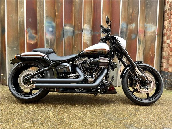 2017 Harley-Davidson CVO