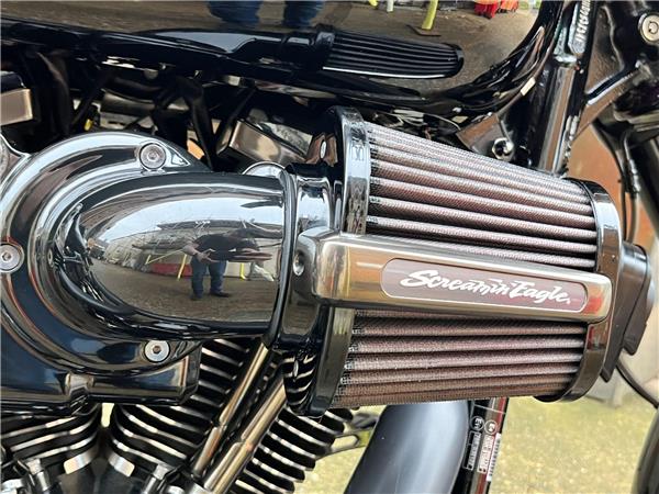 2017 Harley-Davidson CVO