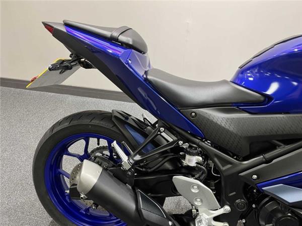 2024 Yamaha YZF R3 Blue