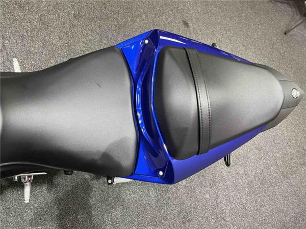 2024 Yamaha YZF R3 Blue