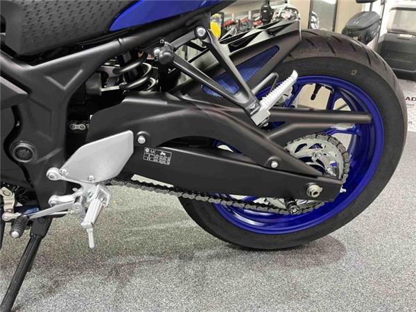 2024 Yamaha YZF R3 Blue