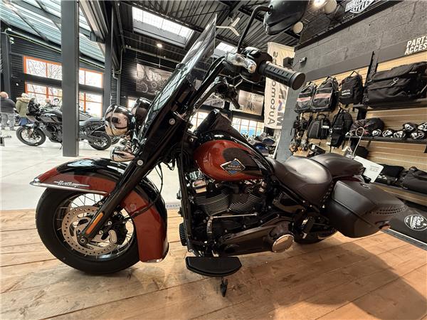 2025 HARLEY-DAVIDSON HERITAGE