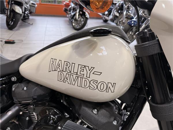 2023 HARLEY-DAVIDSON LOW RIDER