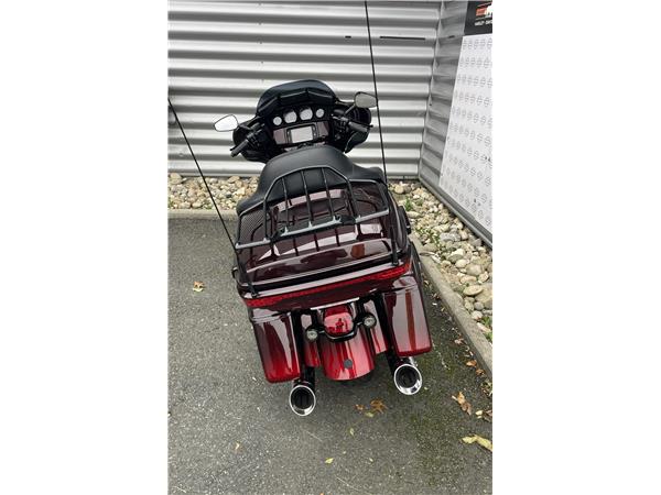 2018 HARLEY-DAVIDSON ULTRA