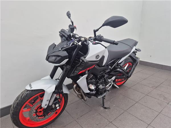 2020 YAMAHA MT-09
