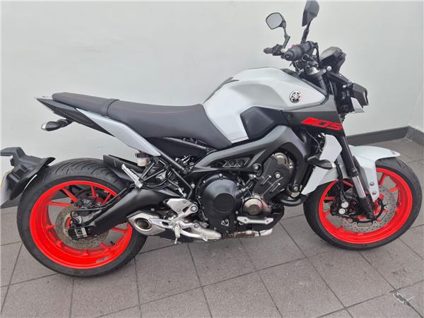 2020 YAMAHA MT-09