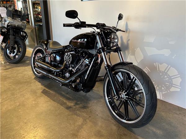 2020 HARLEY-DAVIDSON BREAKOUT