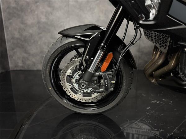 2024 Kawasaki Versys 1000