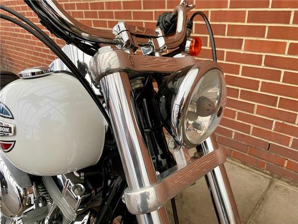 2006 HARLEY-DAVIDSON DYNA FXD SUPER GLIDE