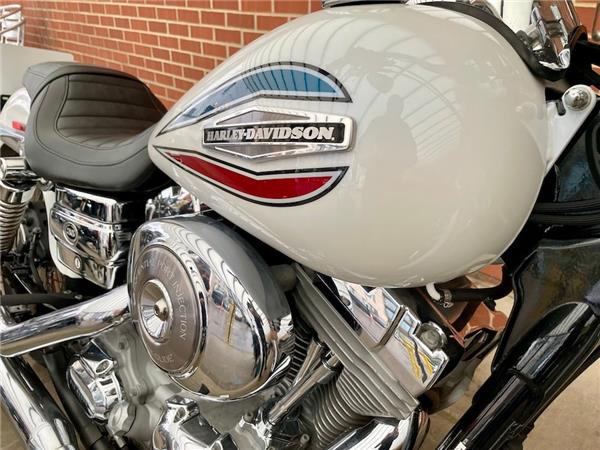 2006 HARLEY-DAVIDSON DYNA FXD SUPER GLIDE