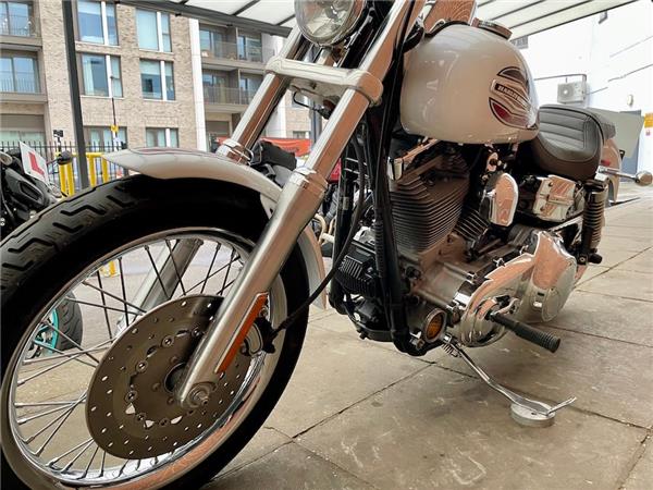 2006 HARLEY-DAVIDSON DYNA FXD SUPER GLIDE