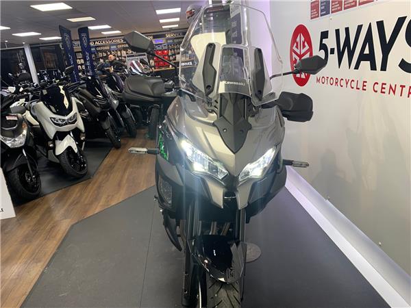2025 Kawasaki Versys 1100 S Grand Tourer