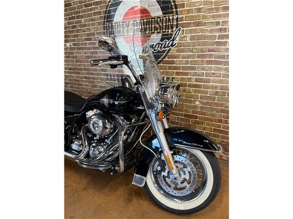 2012 HARLEY-DAVIDSON ROAD KING
