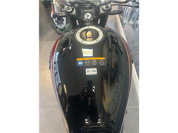 2024 Kawasaki Z900 RS