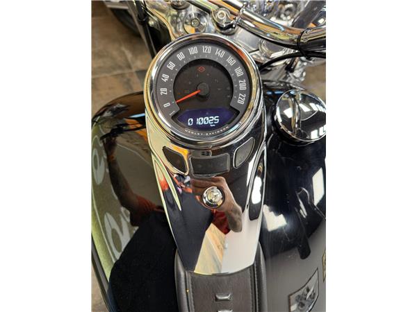 Harley-Davidson Softail-Cruiser FLHCS - Softail Heritage