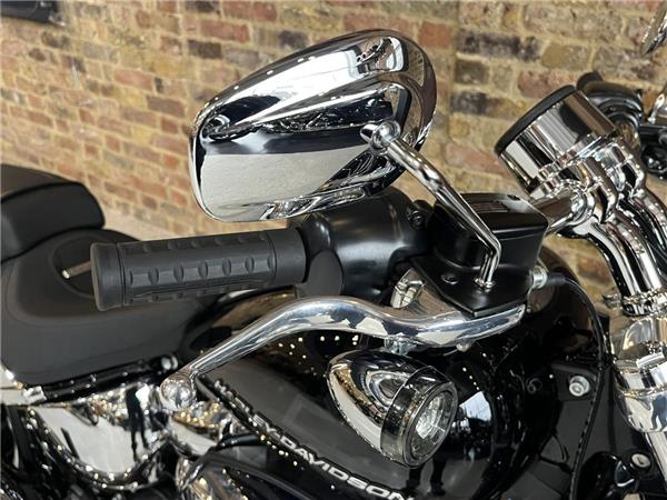 2025 Harley-Davidson Softail