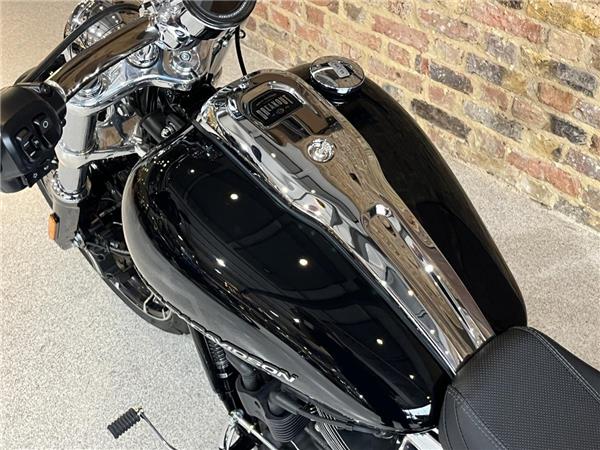 2025 Harley-Davidson Softail