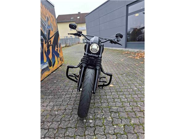 FXBBS Street Bob 114 mit KessTech Auspuff