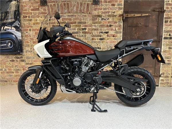 2025 Harley-Davidson Pan America Special