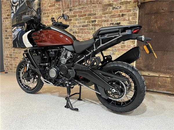 2025 Harley-Davidson Pan America Special