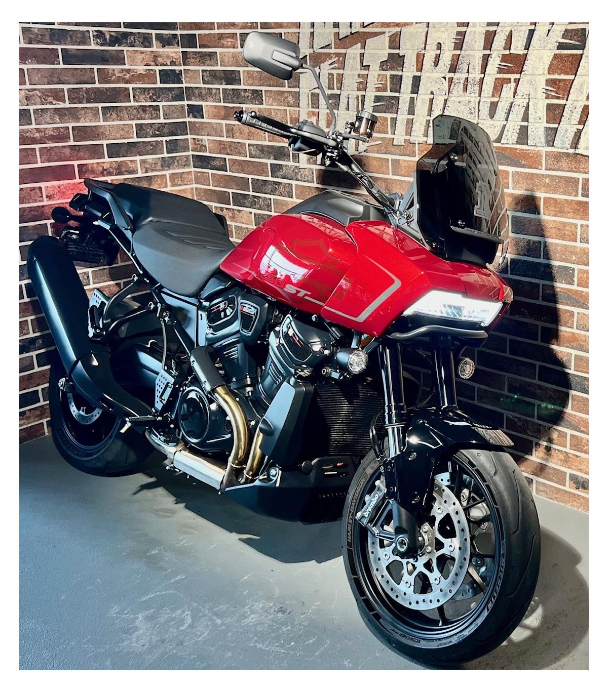 2025 harley-davidson RA Pan America 1250 S ST