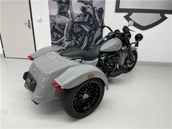 2025 harley-davidson FLRT Freewheeler 114